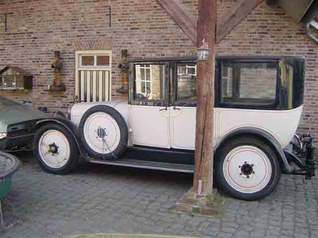 22_690-mari-uden (3).jpg - 23433 Bytes